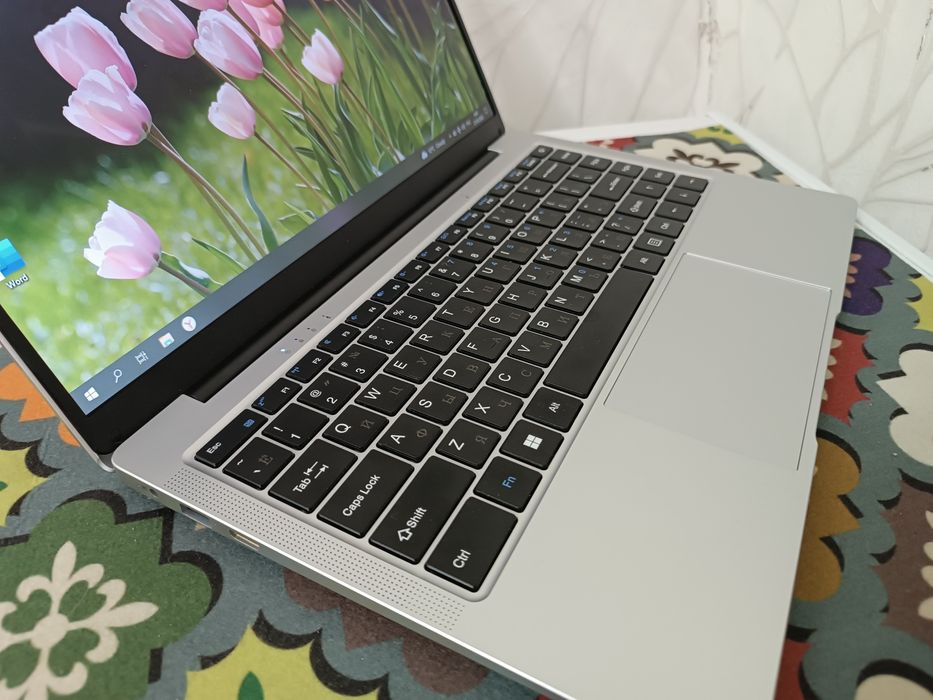 Notebook HYDRA + SSD m.2 / ОЗУ 6Гб.