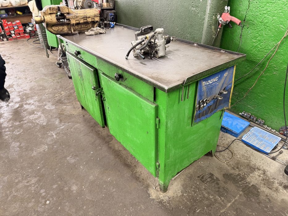 Верстак професиональный