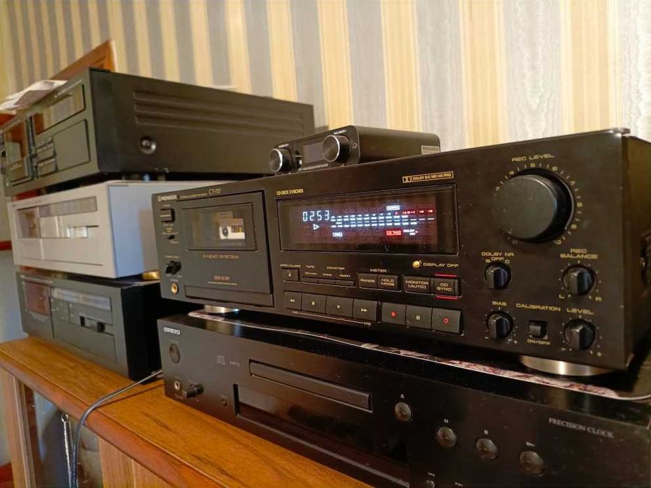 Кассетная приставка Pioneer CT-757