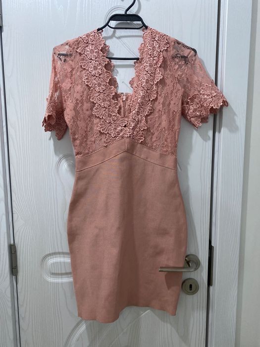 Рокля от Dizi с бандаж