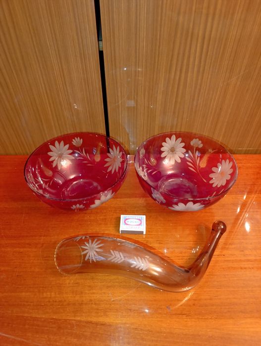 .Цветные вазы,рог.Новый.сервиз старо китайский.