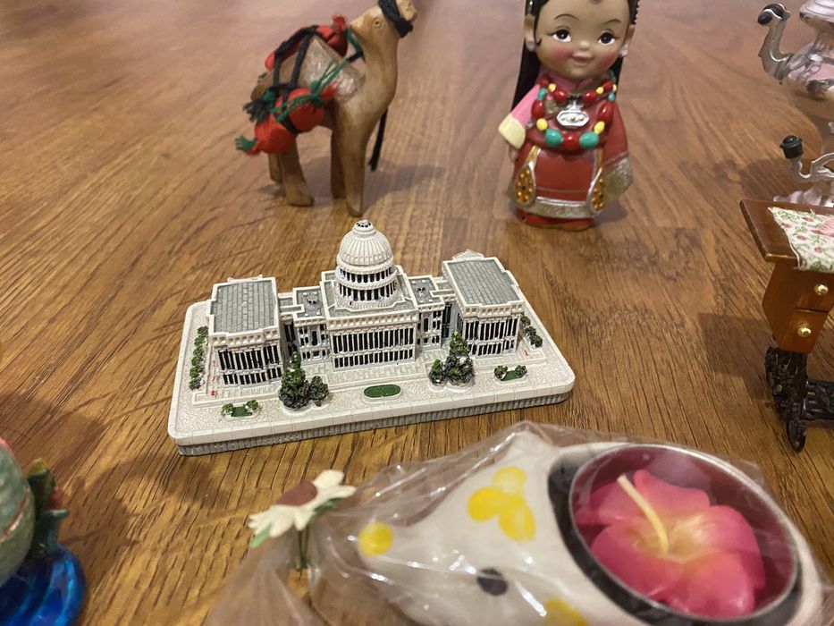 Сувениры различные