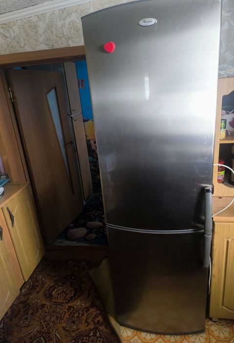 Холодильник Whirlpool No frost