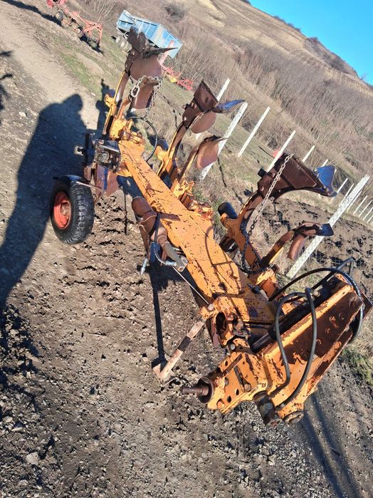 Vand plug huard 3 trupiṭe