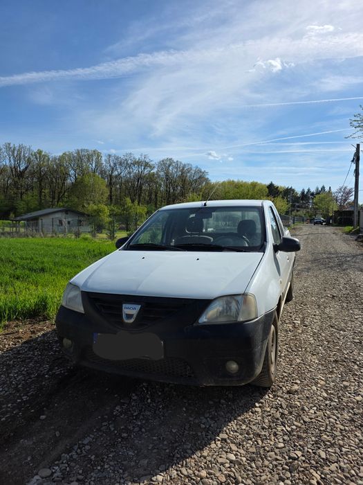 Vând Dacia Logan Pick up