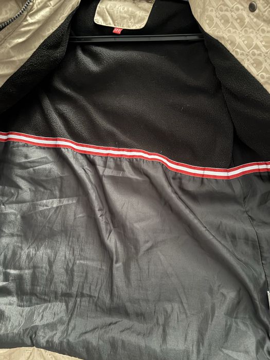 Продам пуховик на девочку!