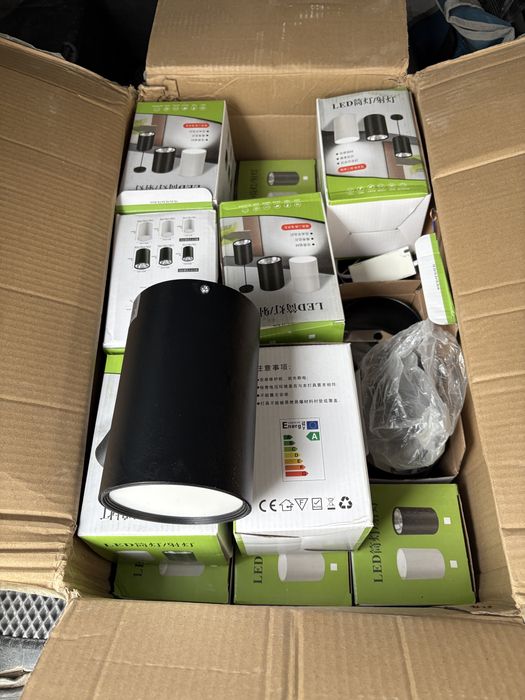 Потолочный светильник стакан