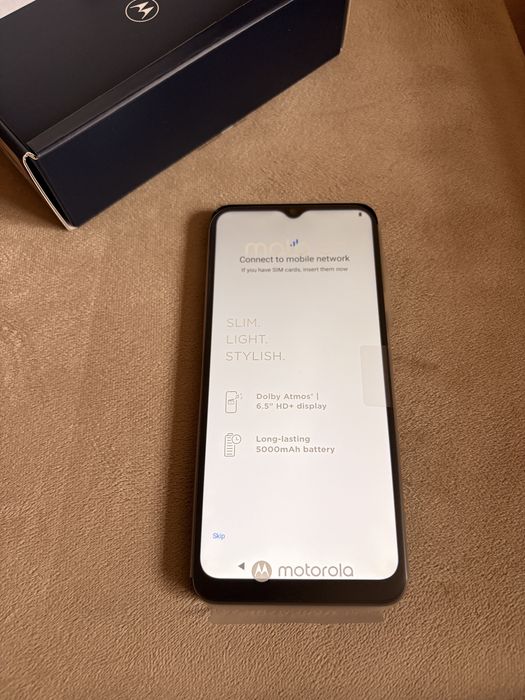 Motorola e13 нов
