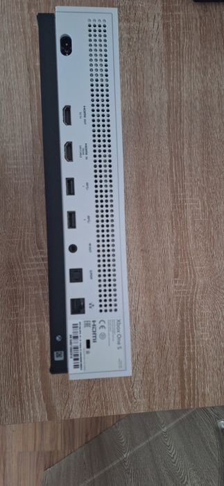 Xbox one S, 1Tb ,fără jocuri