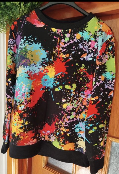 Bluza dama cu maneci lungi cu imprimeu colorat in stil pete de vopsea