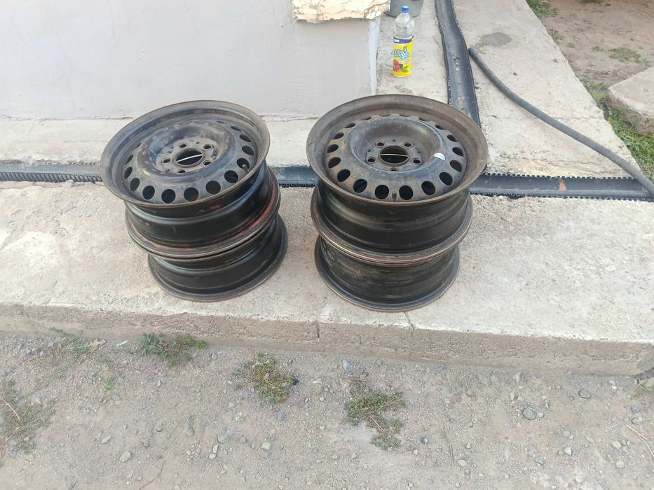 Диски на Мерседес 124