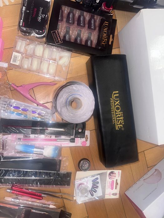 De vânzare!!! Produse unghii cu gel!!