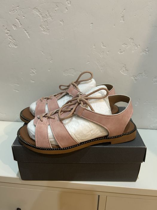 обувь для девочки на 35/36 размеры