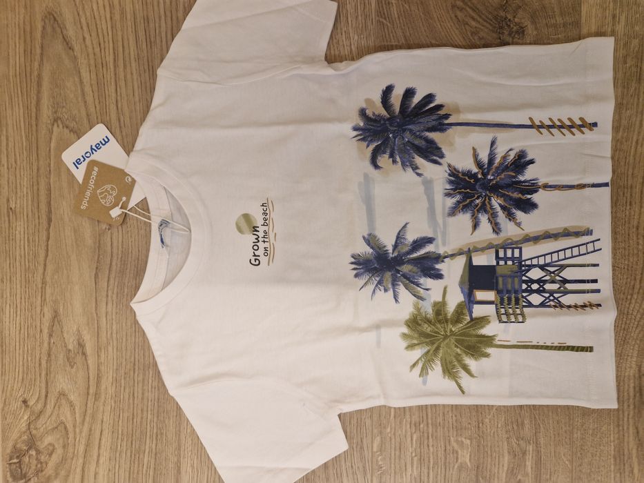 Mayoral нови дрехи110см 5г