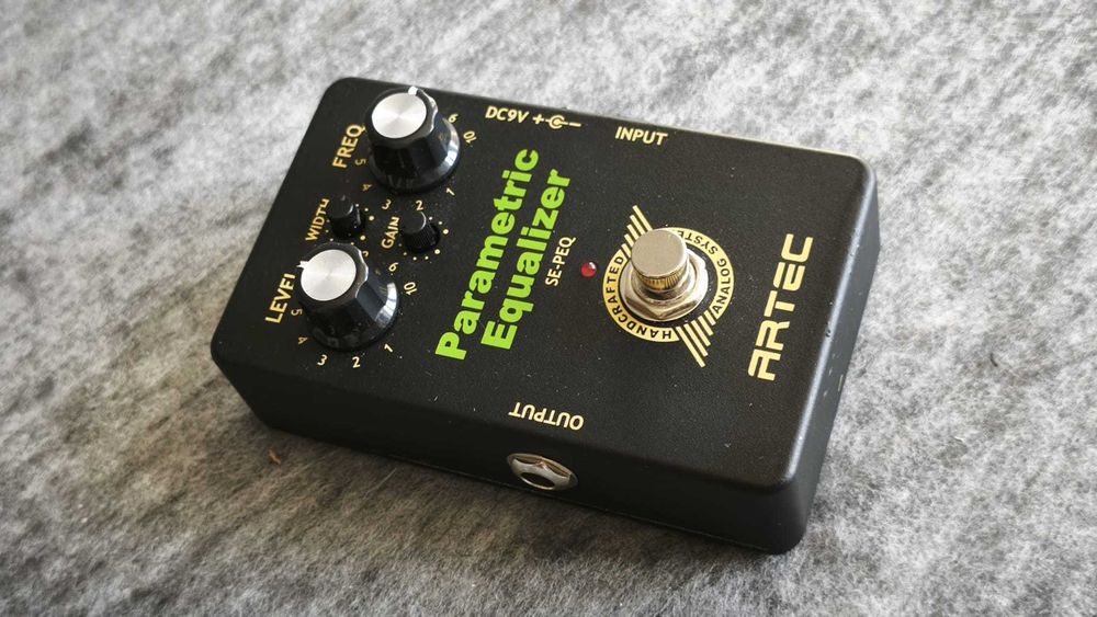 Pedala chitara electrica ARTEC Parametric EQ Egalizator - GARANTIE 1 AN!