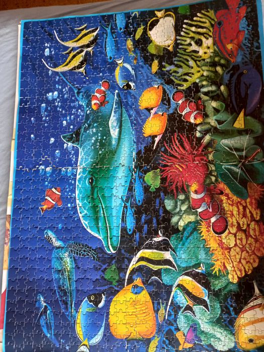 Продавам колекция наредени пъзели от 1000 части. 12 броя