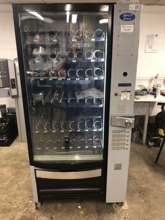 Necta snacky, snacky Max, sfera, rondo