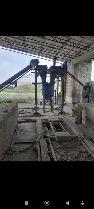 Gazablok chiqarish uskunalari sotiladi.