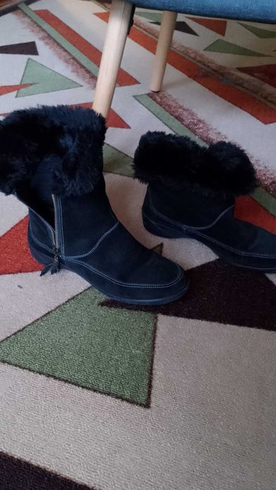 Дамски боти и ботуши