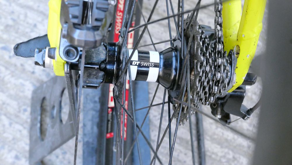 Giant Glory 2 DownHill, Boxxer RC, DT Swiss 350, FR630, XT