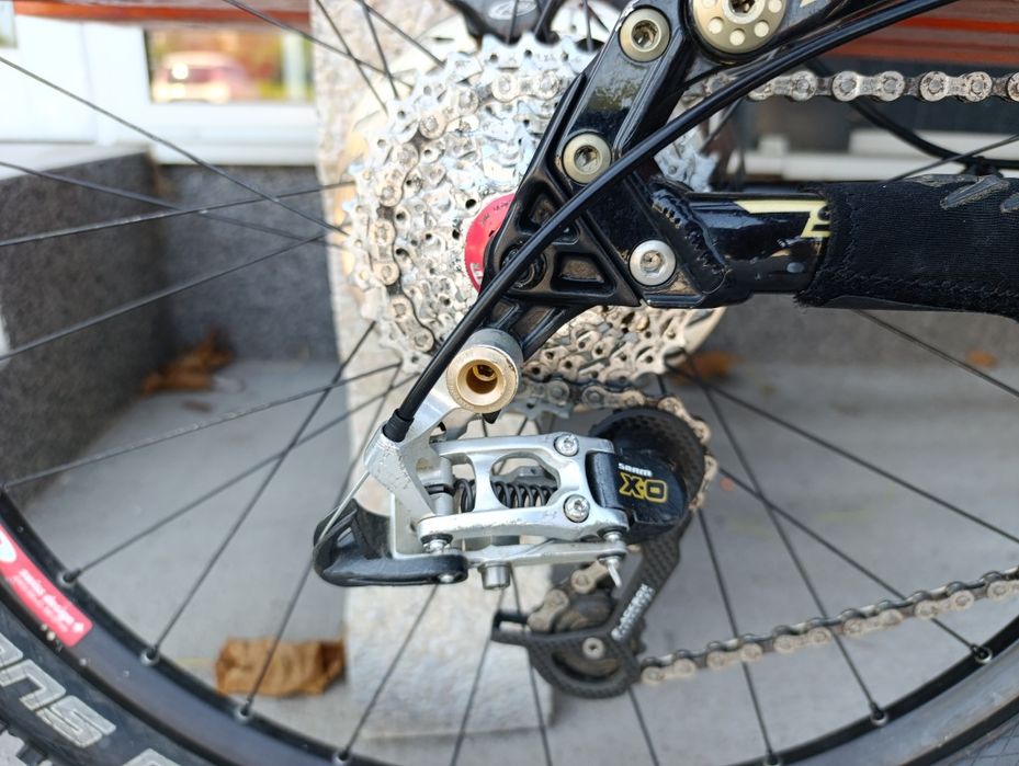 Карбонов  велосипед Мекица SCOTT spark60 26цола