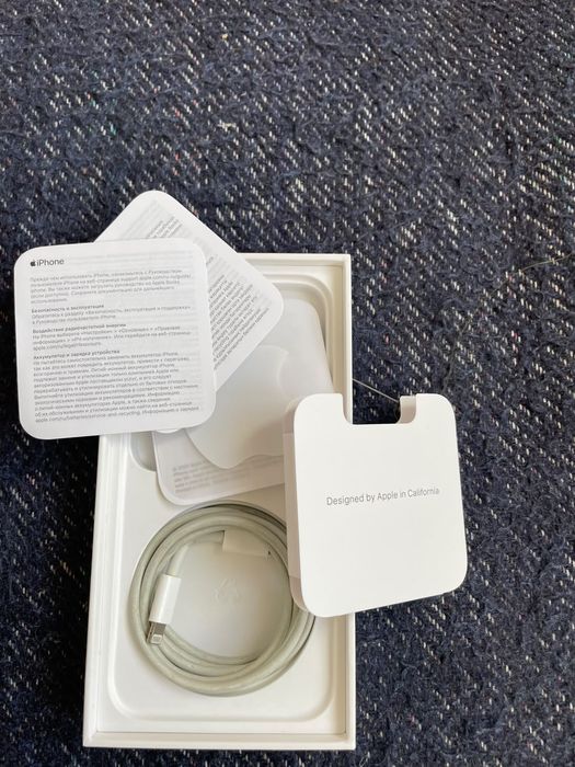 Продаётся IPhone 12