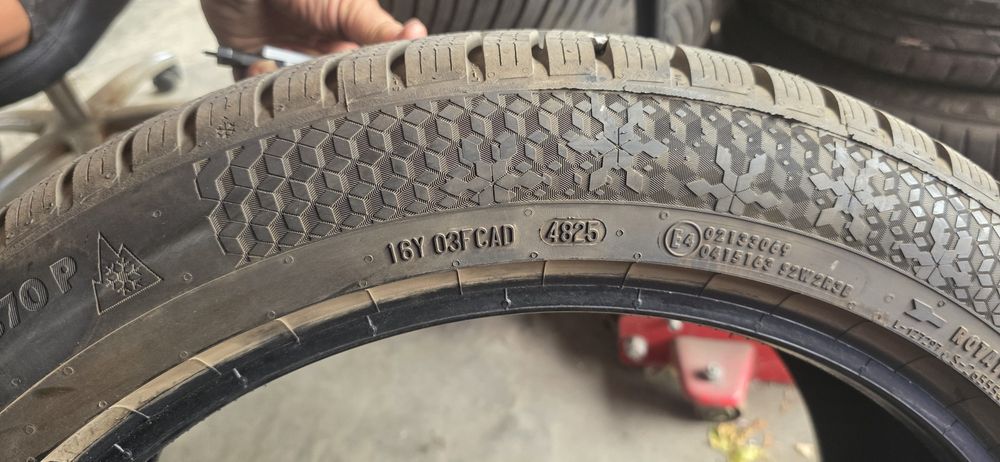 Гуми 2бр 255/45/20 - 1бр  - 155 евро