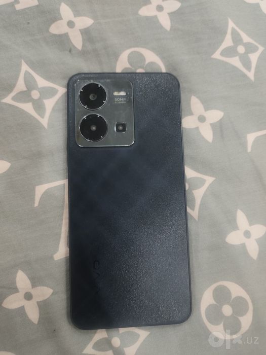 VIVO E 35 telefon sotiladi ishlashi zur