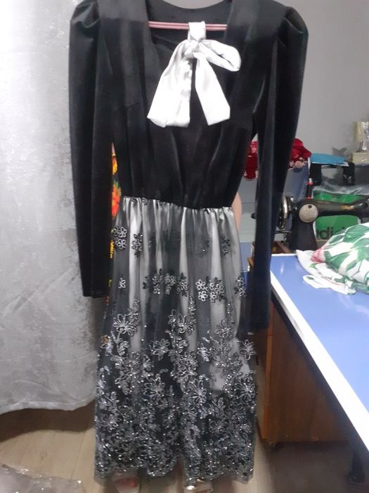 Супер скидка Новый одежда срочно продаётся