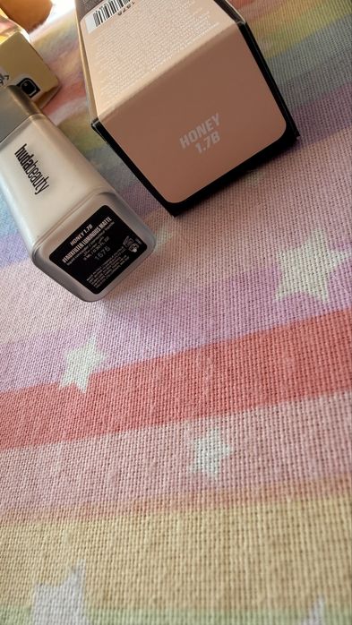 Чисто нови Huda Beauty Easy Blur primer, foundation, liquid concealer