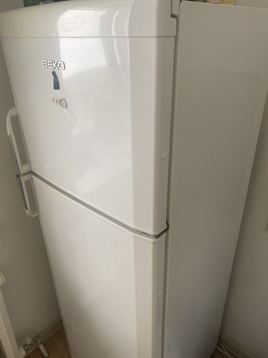 Продам холодильник