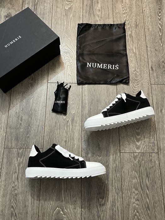 Adidasi Numeris