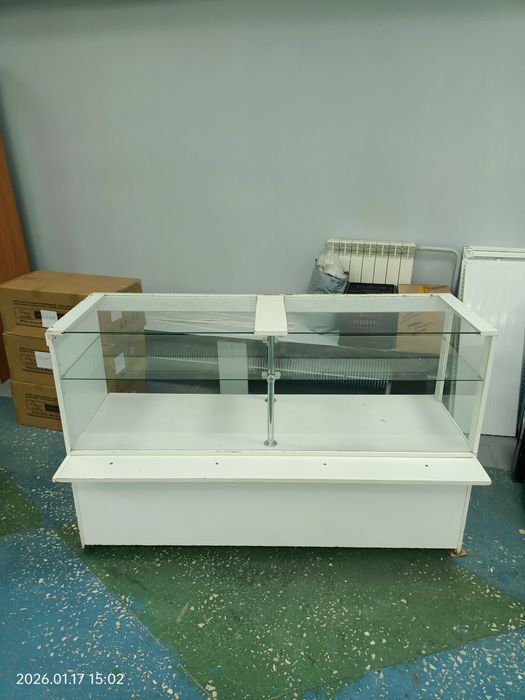 Прилавок со стеклом, б/у,  продажа