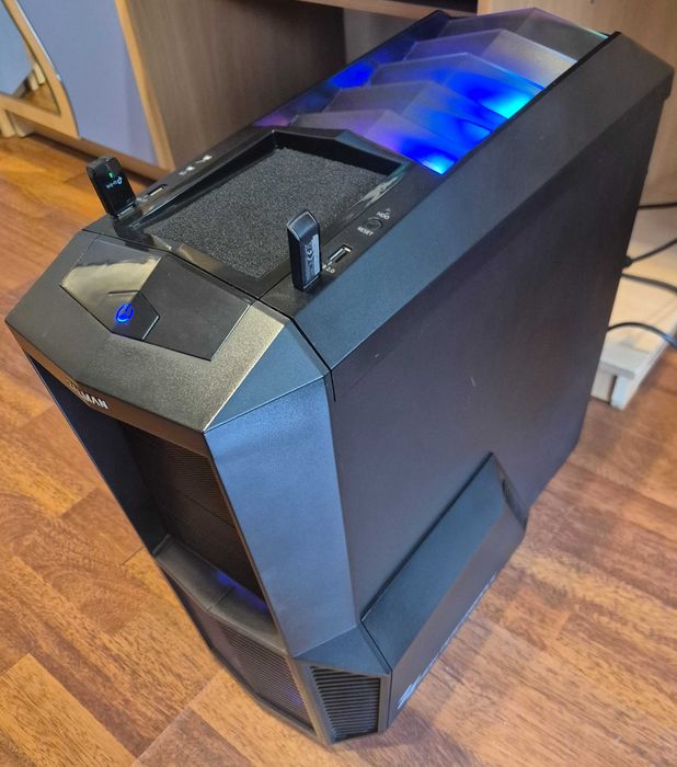 PC Intel I5 7400,video Nvidia Quadro 4gb, SSD 240gb, 12 gb ram, Z11 *bonus laptop* ps4 pro