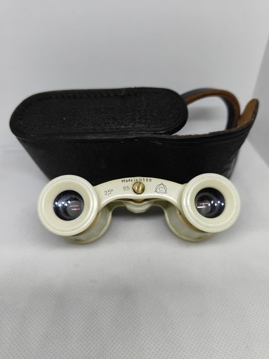 Старинный театральный бинокль СССР