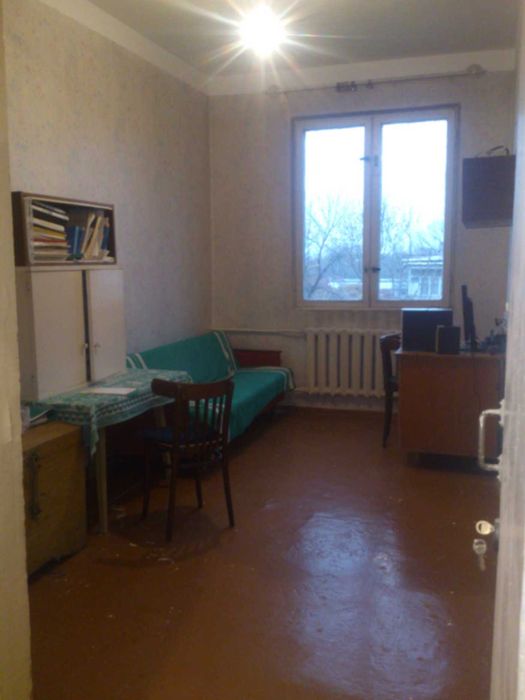 чиланзар -18 , трёхкомнатная, локация отличная