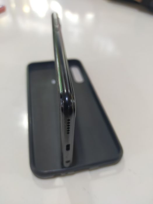 Хуавей ART-L29 Android