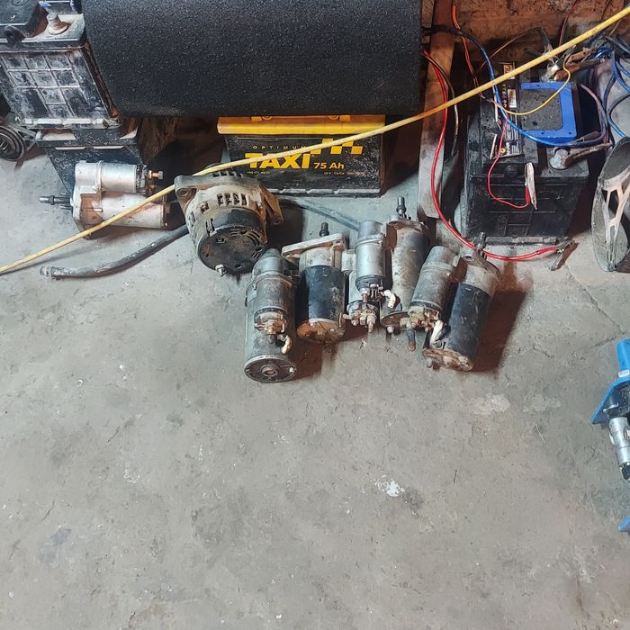 Продам двигателья 8 и 16 клапаныйе на ваз