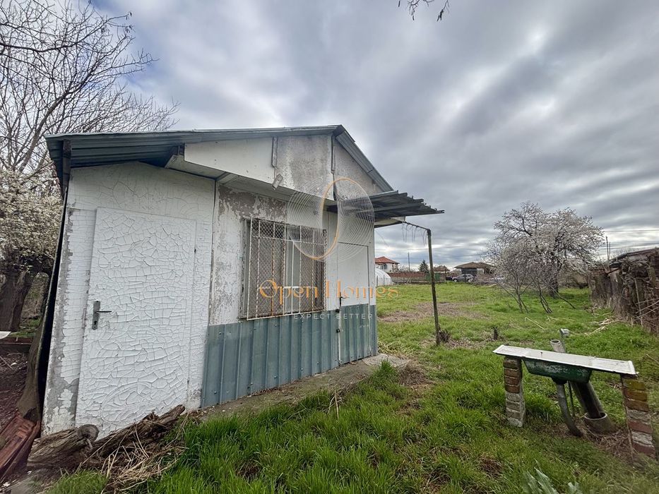 Дворно място с партиди с. Белозем