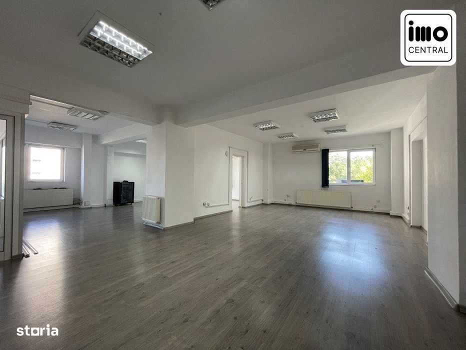 Birou 200mp, terasa 30mp, 2 parcari subterane, cu preluare chiriasi