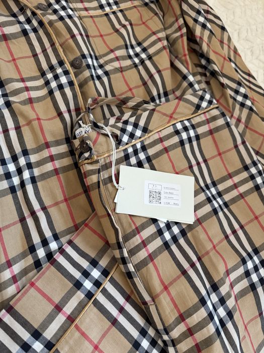 Дамски комплект нов