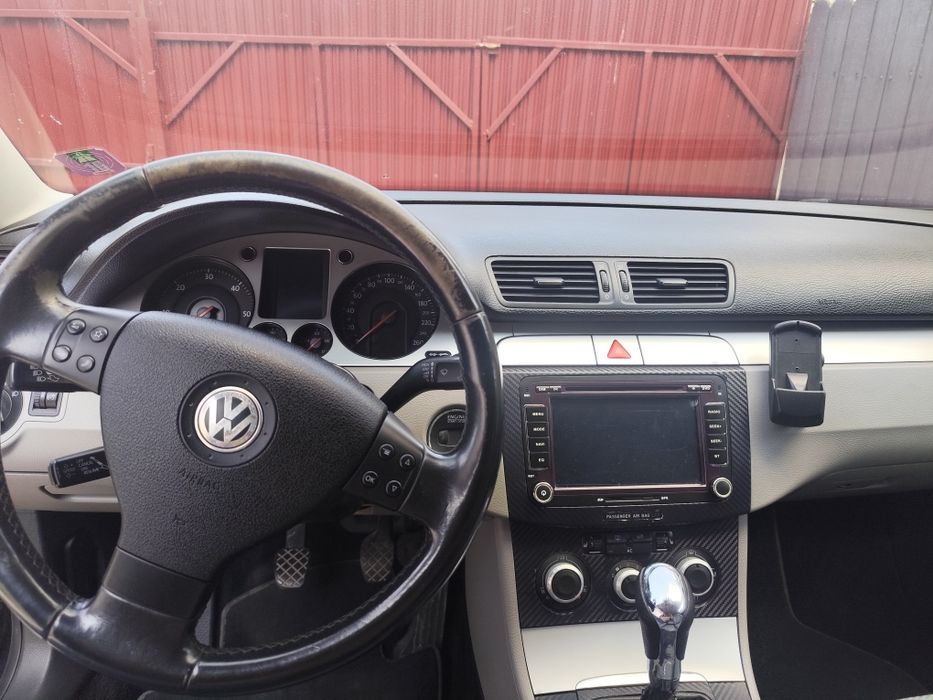 VOLKSWAGEN Passat 0 — imagine 2