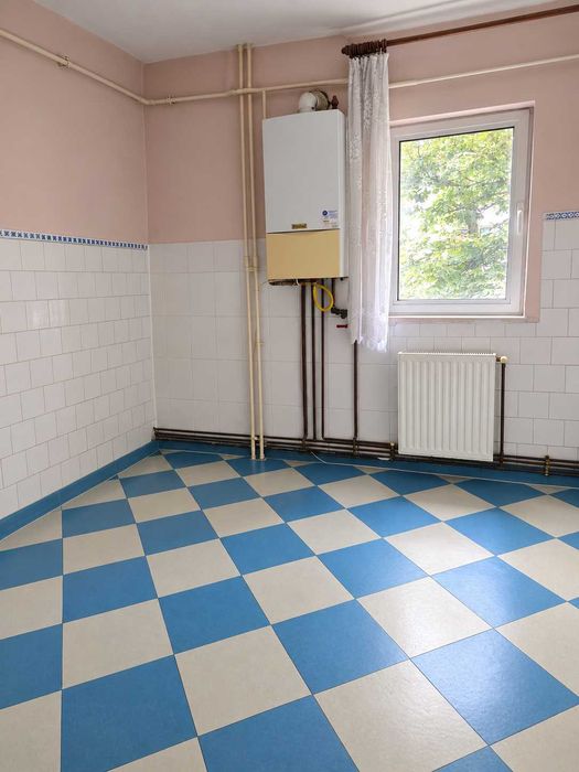 Vanzare apartament 2 camere decomandat