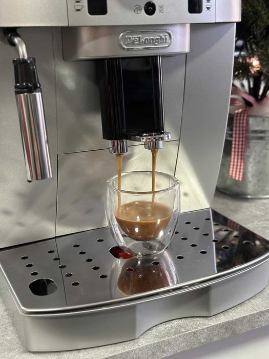 Кафемашина DeLonghi Magnifica S