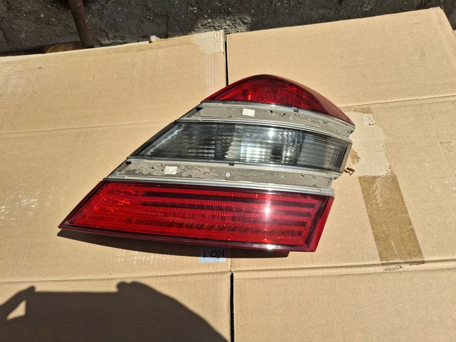 Stop tripla dreapta mercedes S class w221 NF 2007