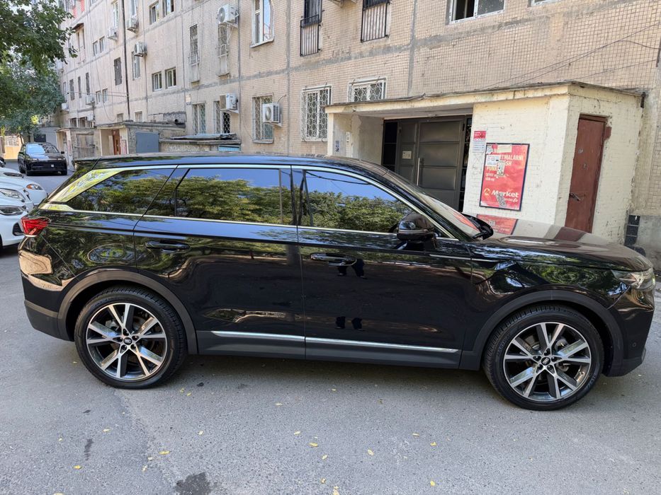 Bestune T99 2L Turbo srochno