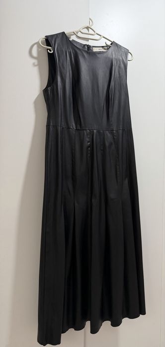 Женское черное платье