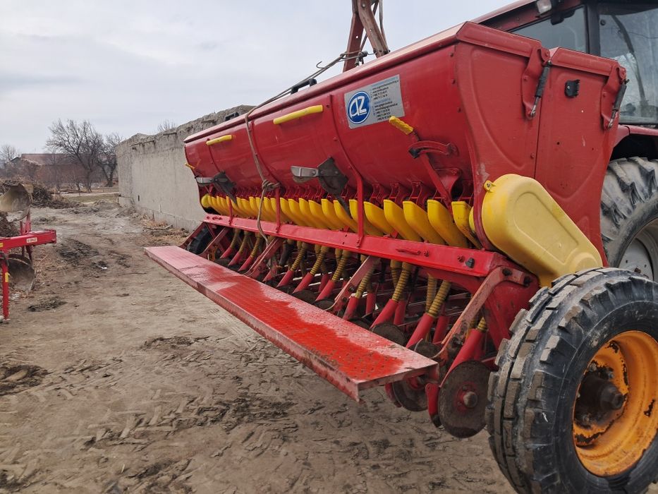 Галла экадиган сеялка сотилади