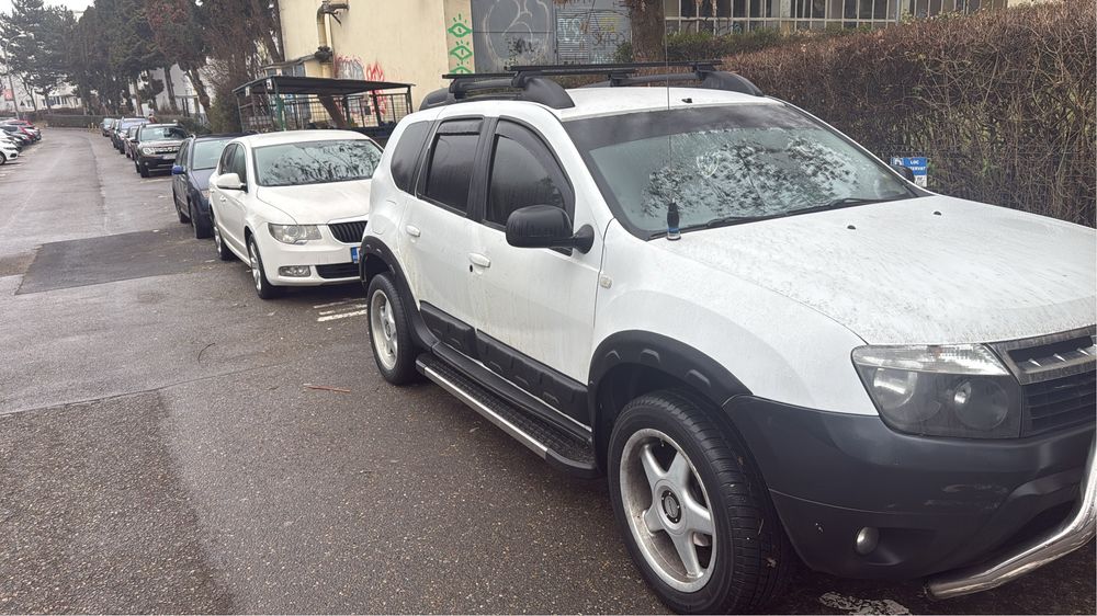 Vand dacia duster 2x4, an 2011
