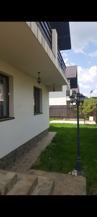 Închiriez Casa Dragomirești Deal